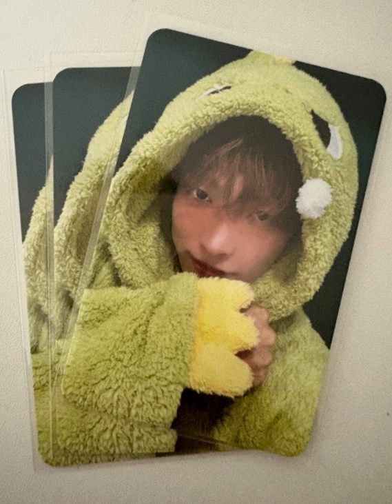 ATEEZ- GOLDEN HOUR : PART.3 MAKE STAR Phcards Dinosaur Ver. OFFICIAL