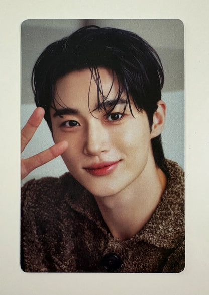 Byeon Woo Seok X Baskin Robbins Official Photocards